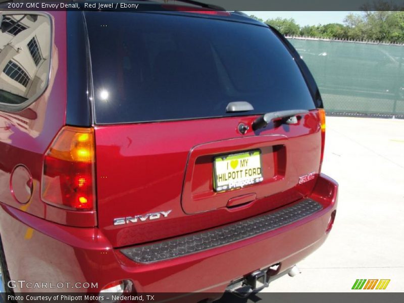 Red Jewel / Ebony 2007 GMC Envoy Denali