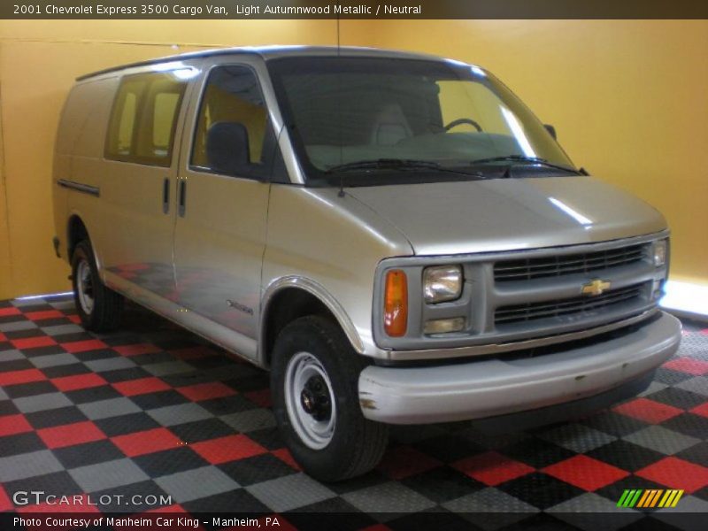 Light Autumnwood Metallic / Neutral 2001 Chevrolet Express 3500 Cargo Van