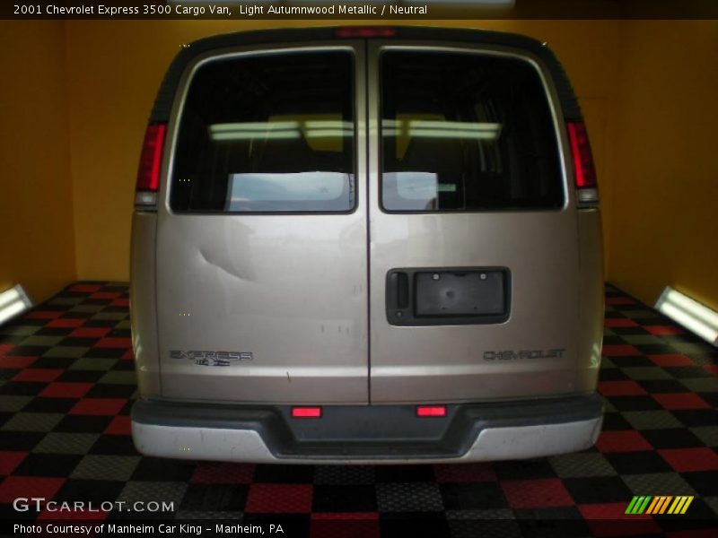 Light Autumnwood Metallic / Neutral 2001 Chevrolet Express 3500 Cargo Van