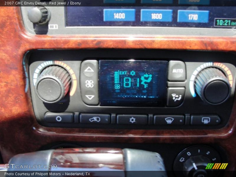 Red Jewel / Ebony 2007 GMC Envoy Denali
