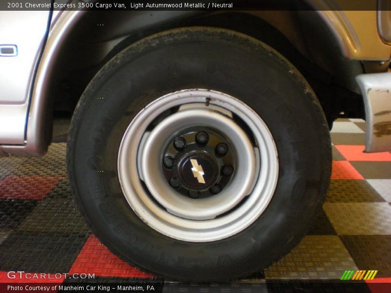 Light Autumnwood Metallic / Neutral 2001 Chevrolet Express 3500 Cargo Van