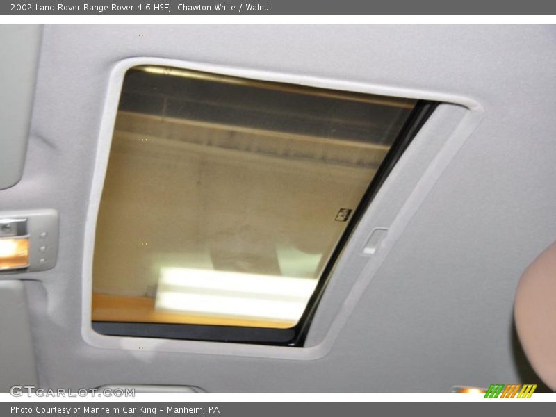 Chawton White / Walnut 2002 Land Rover Range Rover 4.6 HSE