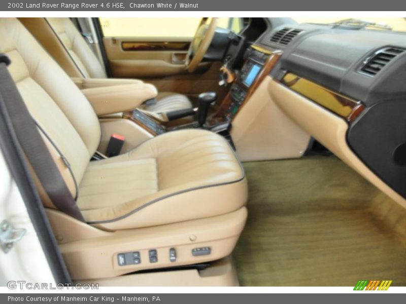 Chawton White / Walnut 2002 Land Rover Range Rover 4.6 HSE