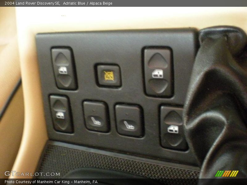 Adriatic Blue / Alpaca Beige 2004 Land Rover Discovery SE
