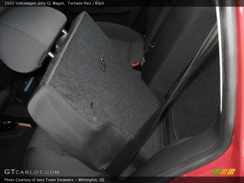 Tornado Red / Black 2003 Volkswagen Jetta GL Wagon