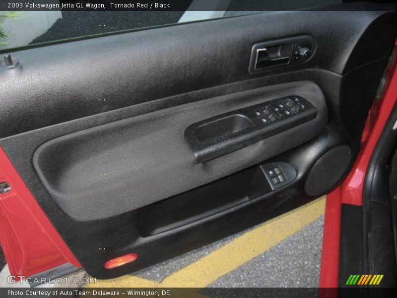Tornado Red / Black 2003 Volkswagen Jetta GL Wagon