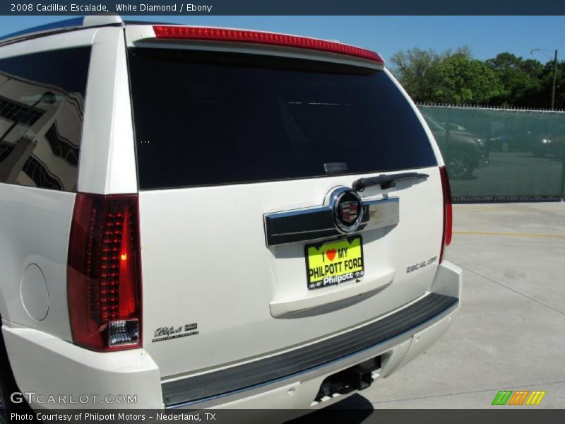 White Diamond / Ebony 2008 Cadillac Escalade
