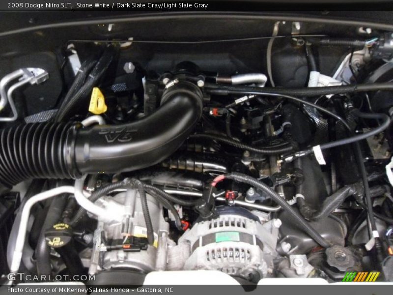 Stone White / Dark Slate Gray/Light Slate Gray 2008 Dodge Nitro SLT