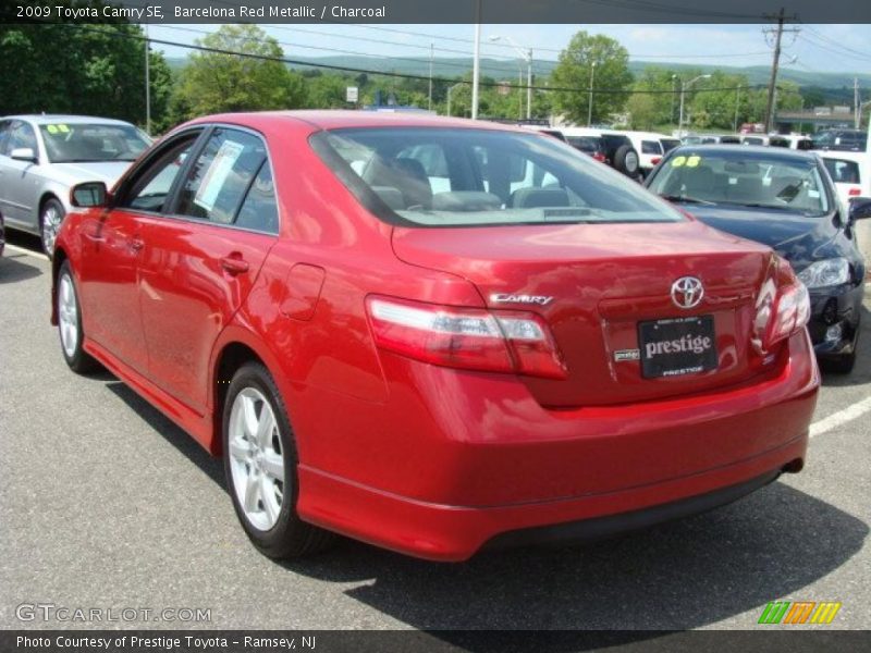 Barcelona Red Metallic / Charcoal 2009 Toyota Camry SE