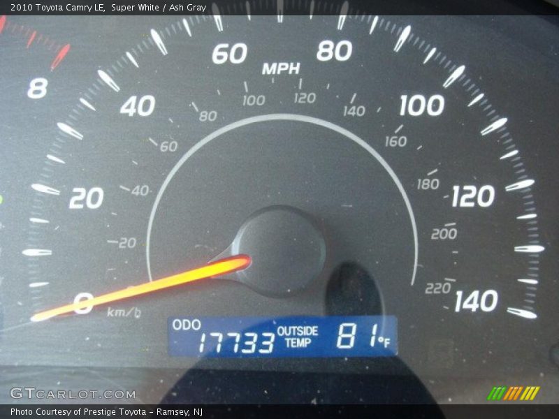 Super White / Ash Gray 2010 Toyota Camry LE