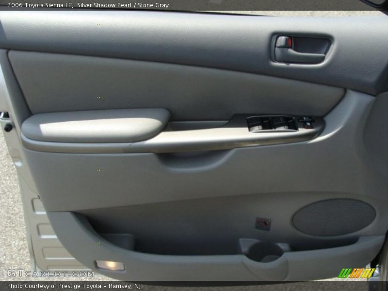 Silver Shadow Pearl / Stone Gray 2006 Toyota Sienna LE