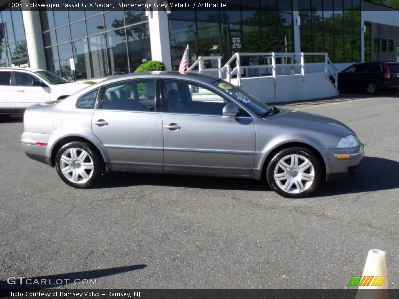 Stonehenge Grey Metallic / Anthracite 2005 Volkswagen Passat GLX Sedan