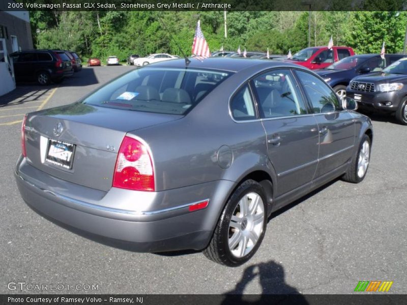 Stonehenge Grey Metallic / Anthracite 2005 Volkswagen Passat GLX Sedan