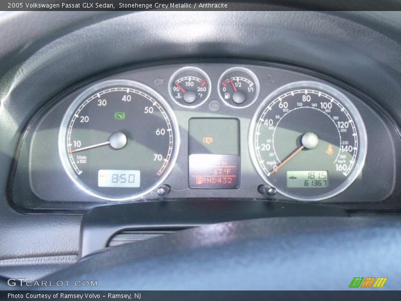 Stonehenge Grey Metallic / Anthracite 2005 Volkswagen Passat GLX Sedan