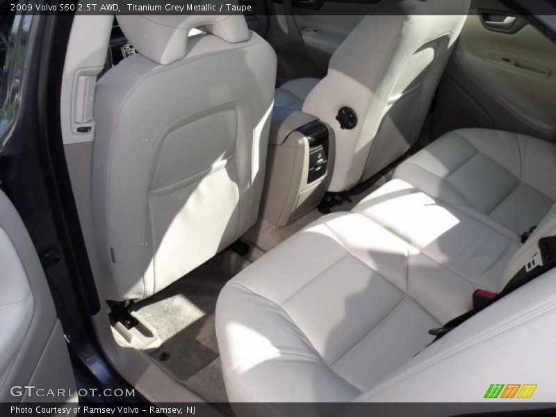 Titanium Grey Metallic / Taupe 2009 Volvo S60 2.5T AWD