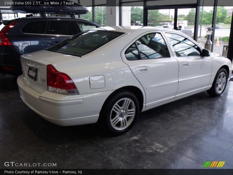 Ice White / Taupe 2009 Volvo S60 2.5T