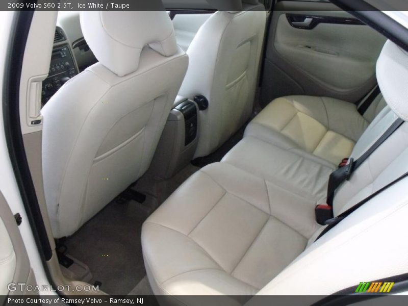 Ice White / Taupe 2009 Volvo S60 2.5T