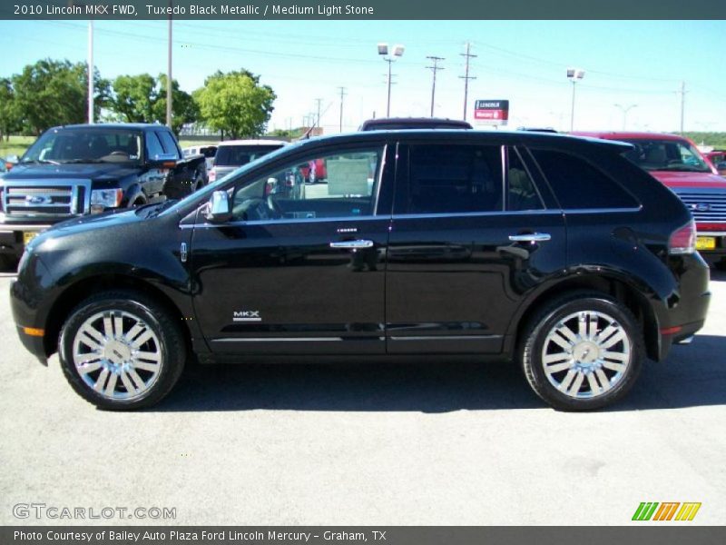 Tuxedo Black Metallic / Medium Light Stone 2010 Lincoln MKX FWD