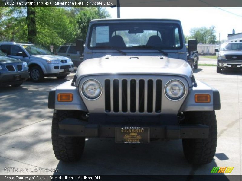 Silverstone Metallic / Agate Black 2002 Jeep Wrangler X 4x4