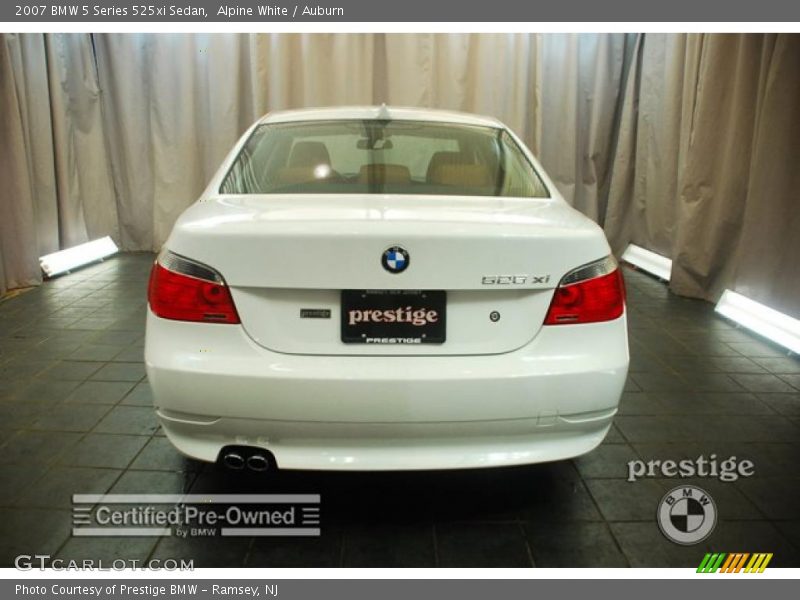 Alpine White / Auburn 2007 BMW 5 Series 525xi Sedan