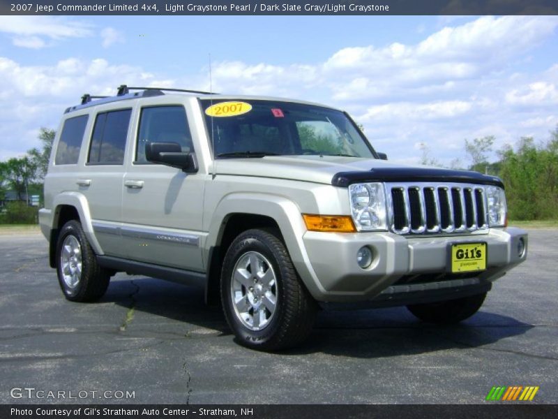 Light Graystone Pearl / Dark Slate Gray/Light Graystone 2007 Jeep Commander Limited 4x4