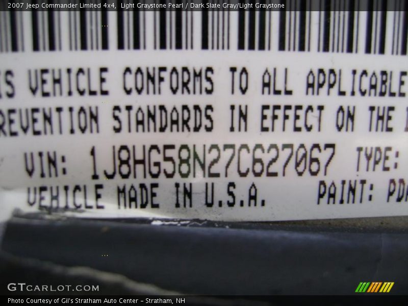 Light Graystone Pearl / Dark Slate Gray/Light Graystone 2007 Jeep Commander Limited 4x4