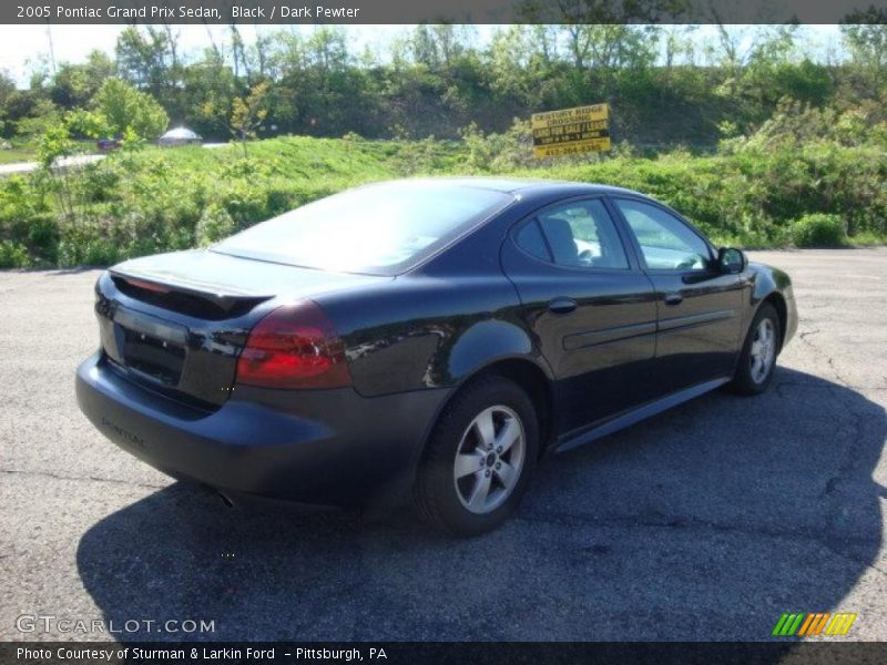 Black / Dark Pewter 2005 Pontiac Grand Prix Sedan