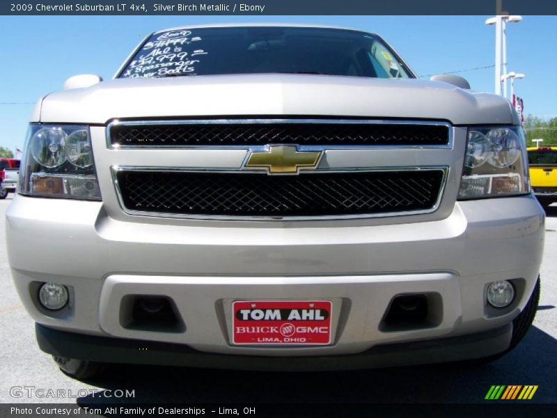 Silver Birch Metallic / Ebony 2009 Chevrolet Suburban LT 4x4