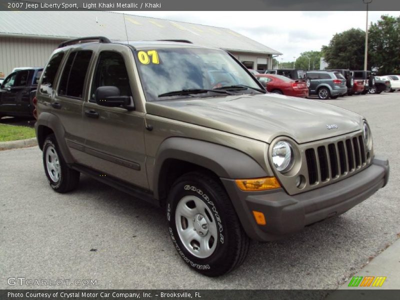Light Khaki Metallic / Khaki 2007 Jeep Liberty Sport