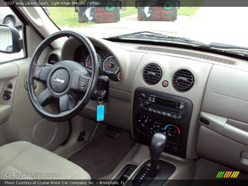 Light Khaki Metallic / Khaki 2007 Jeep Liberty Sport