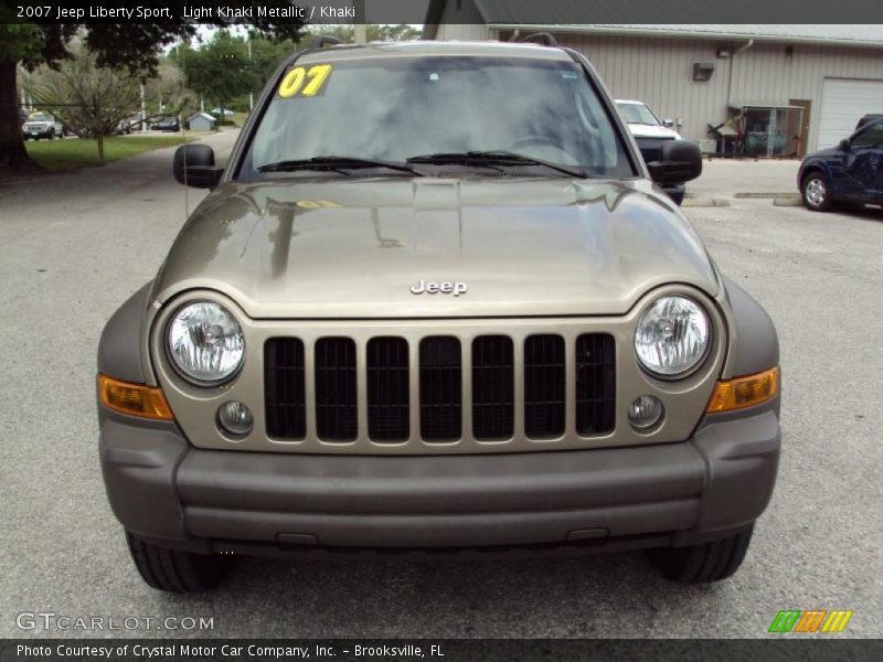 Light Khaki Metallic / Khaki 2007 Jeep Liberty Sport