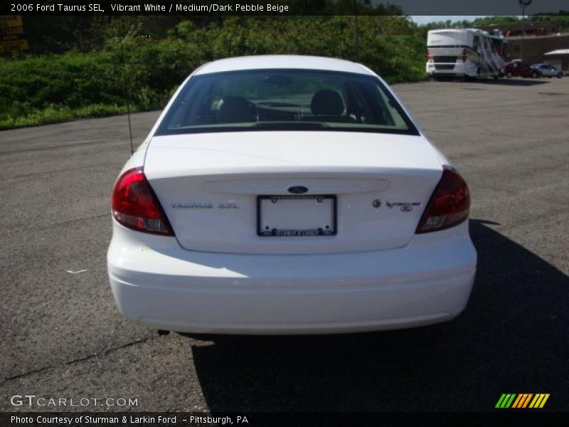 Vibrant White / Medium/Dark Pebble Beige 2006 Ford Taurus SEL