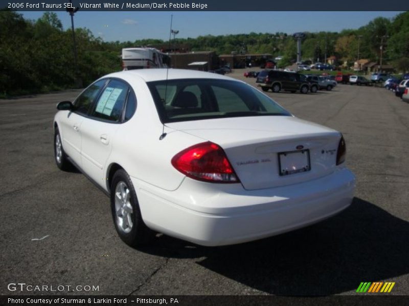 Vibrant White / Medium/Dark Pebble Beige 2006 Ford Taurus SEL