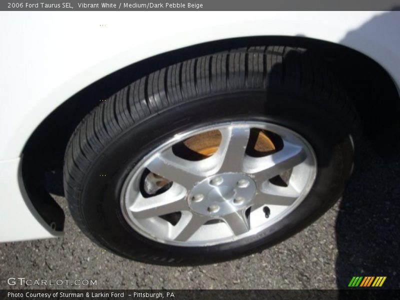Vibrant White / Medium/Dark Pebble Beige 2006 Ford Taurus SEL