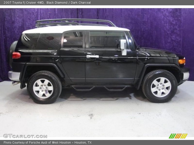 Black Diamond / Dark Charcoal 2007 Toyota FJ Cruiser 4WD