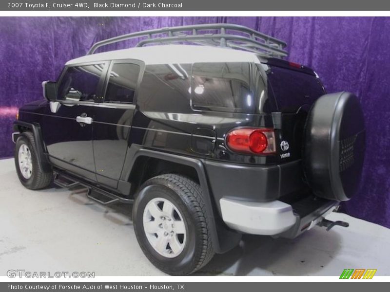 Black Diamond / Dark Charcoal 2007 Toyota FJ Cruiser 4WD