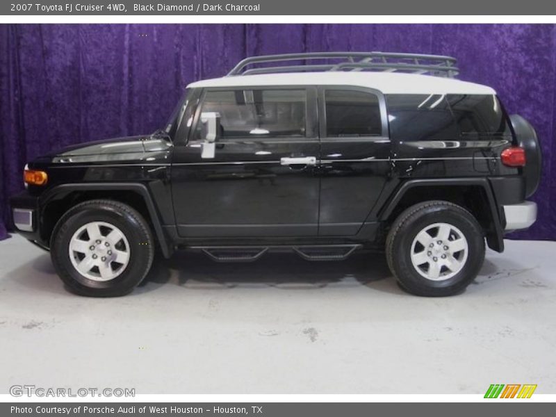 Black Diamond / Dark Charcoal 2007 Toyota FJ Cruiser 4WD