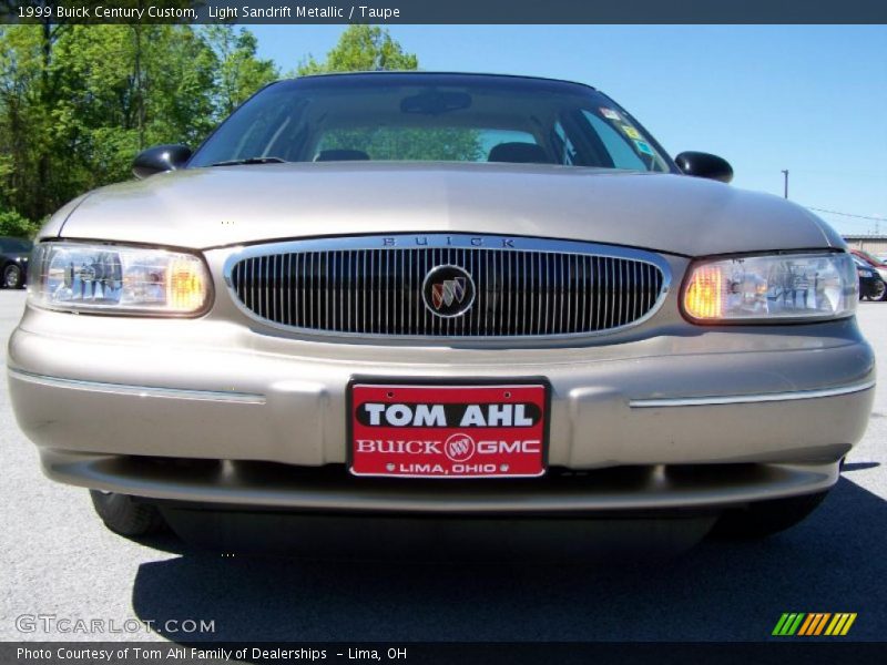 Light Sandrift Metallic / Taupe 1999 Buick Century Custom