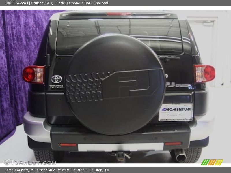 Black Diamond / Dark Charcoal 2007 Toyota FJ Cruiser 4WD