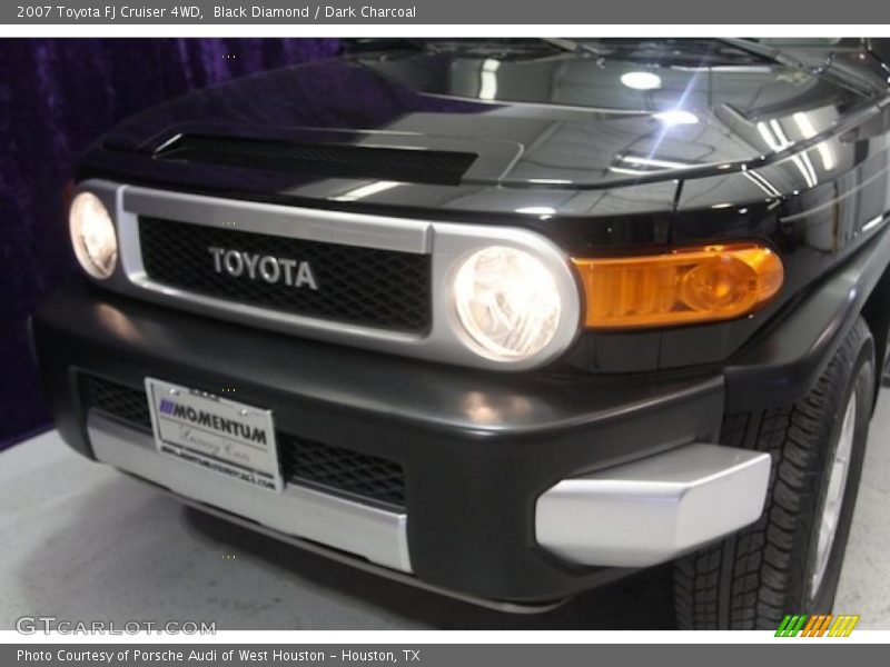 Black Diamond / Dark Charcoal 2007 Toyota FJ Cruiser 4WD