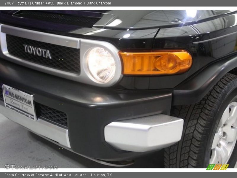 Black Diamond / Dark Charcoal 2007 Toyota FJ Cruiser 4WD