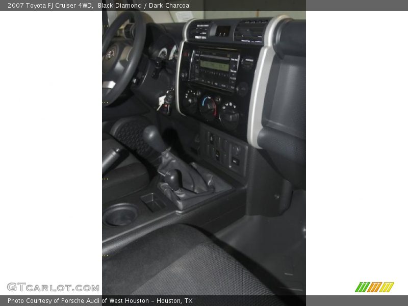 Black Diamond / Dark Charcoal 2007 Toyota FJ Cruiser 4WD
