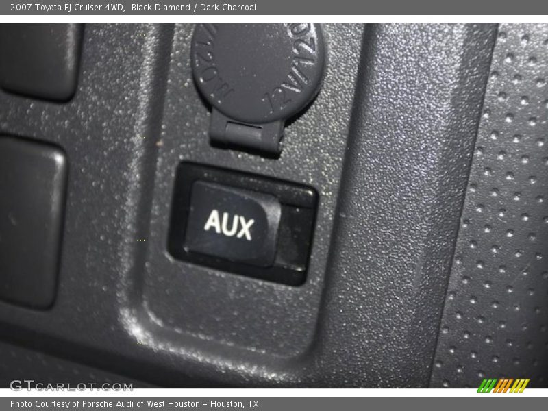 Black Diamond / Dark Charcoal 2007 Toyota FJ Cruiser 4WD
