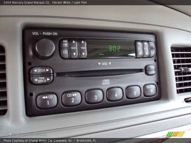 Vibrant White / Light Flint 2004 Mercury Grand Marquis GS