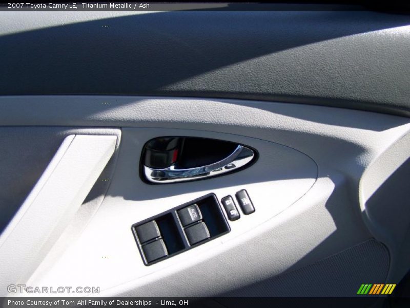 Titanium Metallic / Ash 2007 Toyota Camry LE