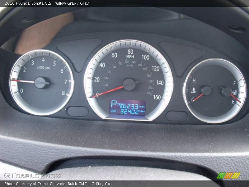 Willow Gray / Gray 2010 Hyundai Sonata GLS