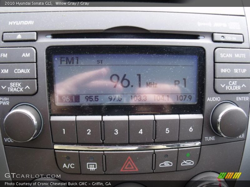 Willow Gray / Gray 2010 Hyundai Sonata GLS