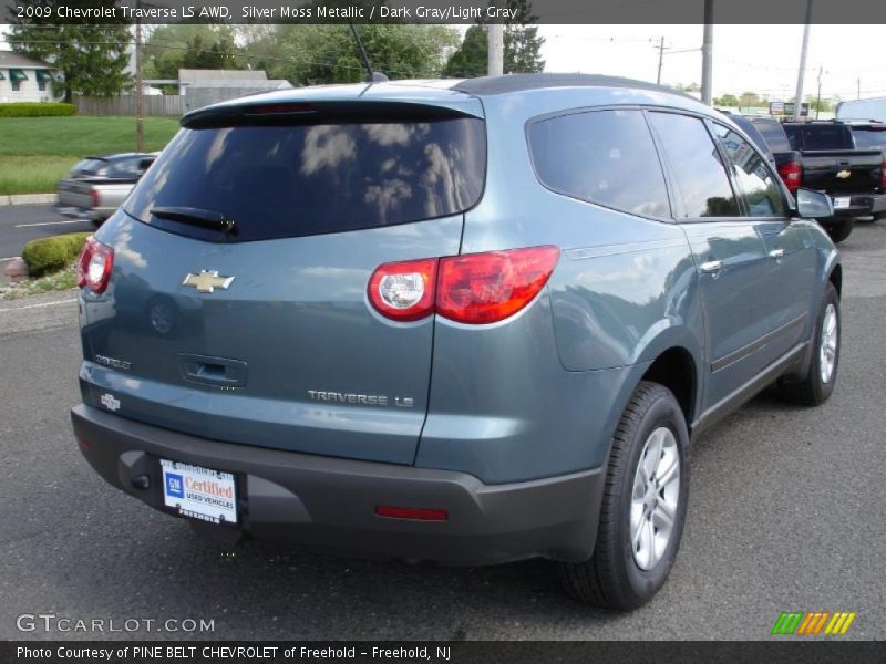 Silver Moss Metallic / Dark Gray/Light Gray 2009 Chevrolet Traverse LS AWD