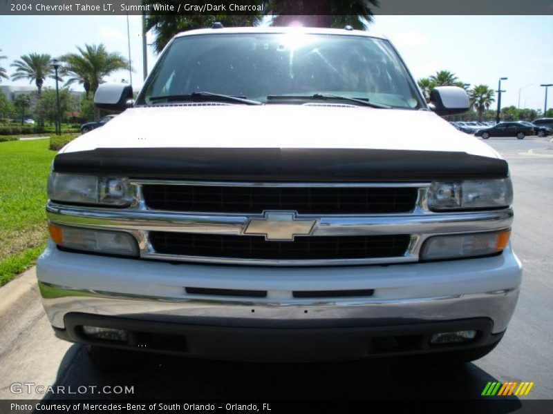Summit White / Gray/Dark Charcoal 2004 Chevrolet Tahoe LT