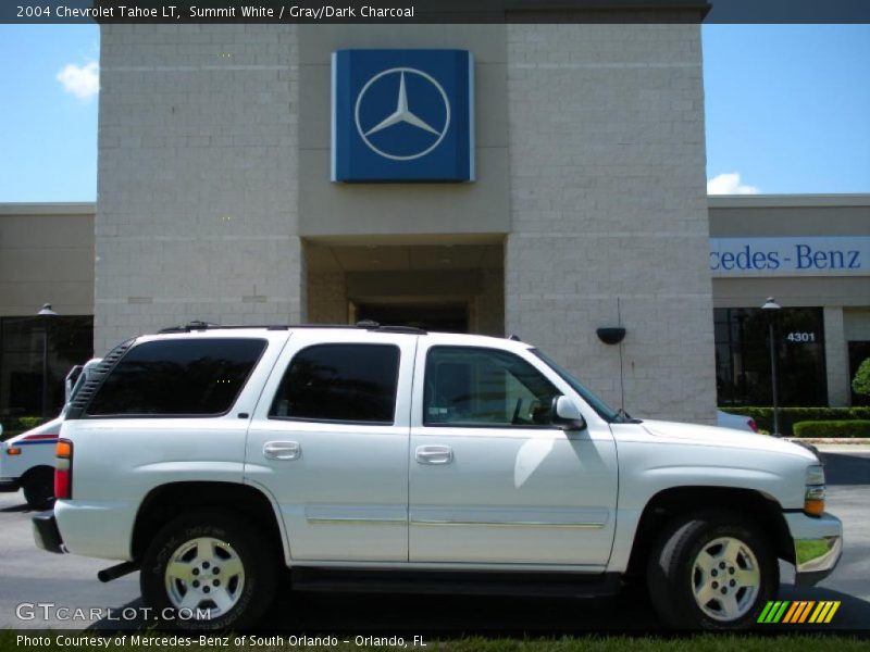 Summit White / Gray/Dark Charcoal 2004 Chevrolet Tahoe LT